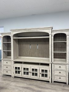 $2249These are $3400 - $4200 new and this one is like new!